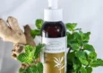 背部與腿部精油按摩理療，使用天然竹炭與植物萃取溫感精油，深層舒緩身體肌肉緊繃並促進代謝。